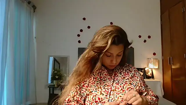 Snapshot of 3littleschoolteens chatting on May 10, 2026, 9:49 pm 3littleschoolteens online show from May 10, 2026, 9:49 pm