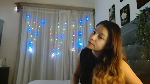 3littleschoolteens online show from December 18, 2025, 8:08 am