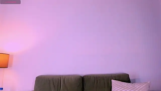 ISABELLASSMITH online show from February 18, 2025, 5:42 am