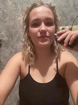 Snapshot of miya_miya21 chatting on October 28, 2025, 2:38 pm miya miya21 online show from October 28, 2025, 2:38 pm