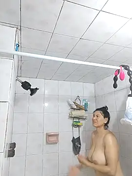 Snapshot of LaInsaciableIntensa chatting on September 22, 2025, 11:55 pm LaInsaciableIntensa online show from September 22, 2025, 11:55 pm