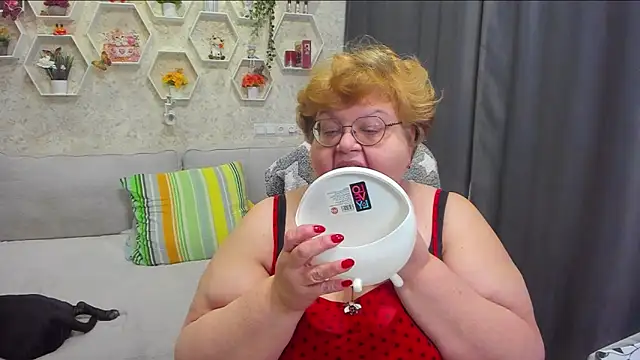  big love  online show from February 19, 2026, 4:04 pm