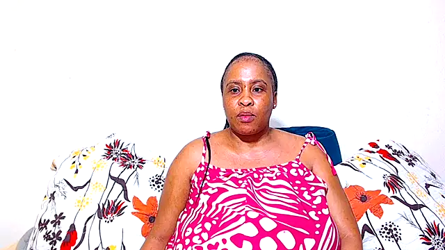 Snapshot of Ebonylovelyx chatting on November 15, 2025, 4:55 pm Ebonylovelyx online show from November 15, 2025, 4:55 pm