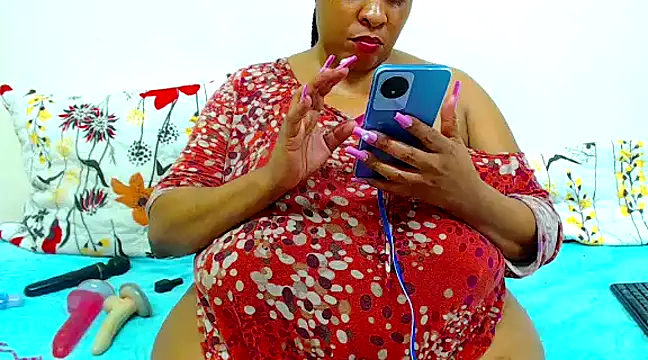 Snapshot of Ebonylovelyx chatting on February 27, 2025, 2:14 am Ebonylovelyx online show from February 27, 2025, 2:14 am