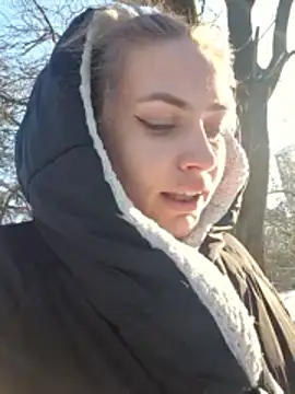 Keli Jessi online show from February 19, 2026, 1:41 pm