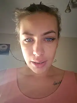 Keli Jessi online show from February 6, 2026, 5:09 pm