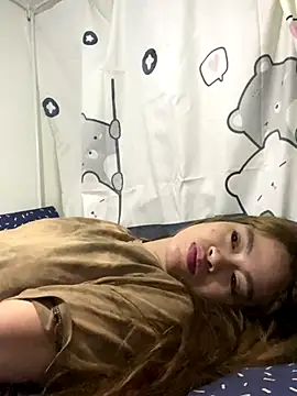 Snapshot of pinay4uwithagoodheart chatting on December 17, 2025, 6:35 pm pinay4uwithagoodheart online show from December 17, 2025, 6:35 pm