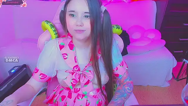 Snapshot of Lolisuccub chatting on February 7, 2025, 2:50 am Lolisuccub online show from February 7, 2025, 2:50 am