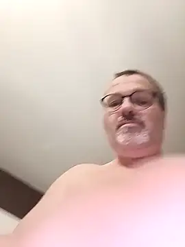 mike9473 online show from April 22, 2026, 5:03 am