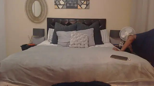 Creamyass22 online show from January 18, 2025, 7:26 pm