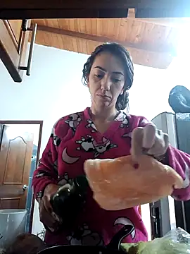 LunaZambrano online show from March 9, 2026, 2:20 pm