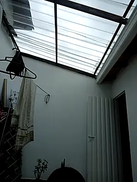 Snapshot of LunaZambrano chatting on January 12, 2026, 5:09 pm LunaZambrano online show from January 12, 2026, 5:09 pm