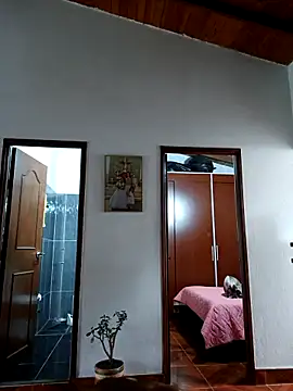 Snapshot of LunaZambrano chatting on February 11, 2026, 1:33 pm LunaZambrano online show from February 11, 2026, 1:33 pm