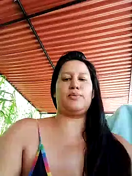 Snapshot of keilymadam chatting on January 22, 2025, 6:10 pm keilymadam online show from January 22, 2025, 6:10 pm