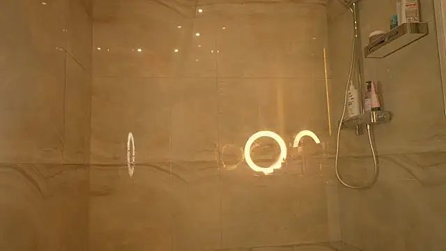 RosyEmily online show from April 20, 2026, 6:31 pm