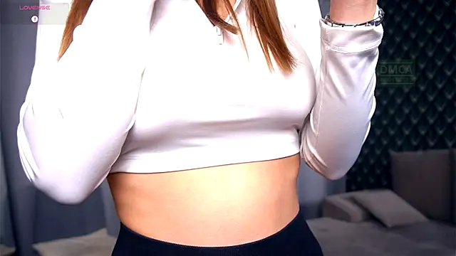 AmmyScotch online show from December 15, 2025, 4:18 am