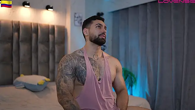 Snapshot of john_king29 chatting on February 28, 2026, 1:33 pm john king29 online show from February 28, 2026, 1:33 pm