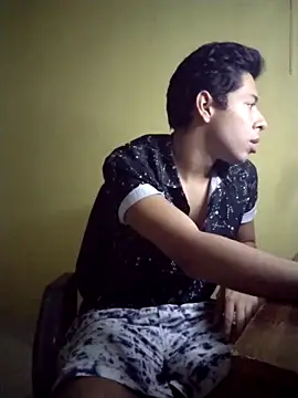 Snapshot of Sexyzino chatting on October 15, 2025, 4:33 am Sexyzino online show from October 15, 2025, 4:33 am