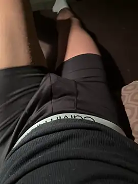 alex-18hot online show from March 30, 2026, 3:52 am