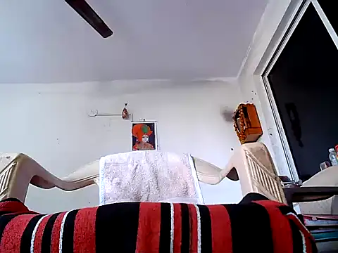 manan28 online show from December 19, 2025, 9:44 am