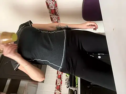 sensualEmilia online show from February 28, 2026, 12:49 pm