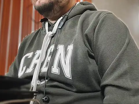 Snapshot of A4h_odin1 chatting on October 8, 2025, 8:38 am A4h odin1 online show from October 8, 2025, 8:38 am