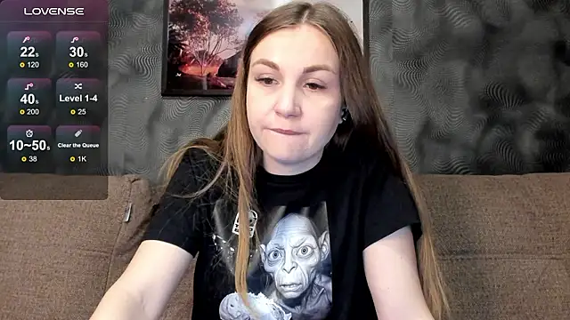 CassieMils online show from February 2, 2026, 11:15 pm