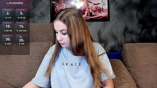 Snapshot of CassieMils chatting on January 11, 2026, 1:40 pm CassieMils online show from January 11, 2026, 1:40 pm