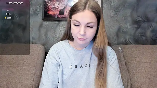 CassieMils online show from February 12, 2026, 6:24 am