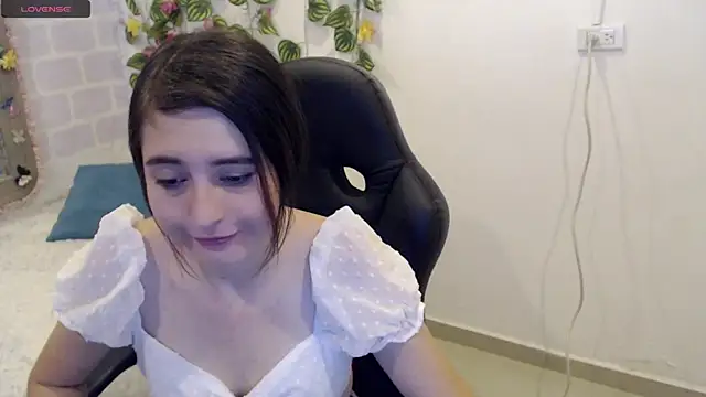 tania sweet   online show from March 3, 2025, 4:36 pm