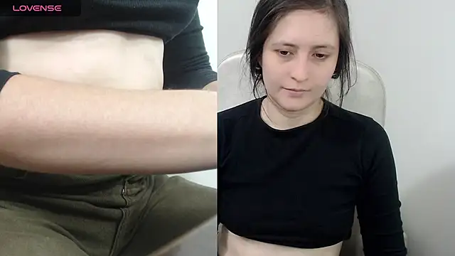 Snapshot of tania_sweet__ chatting on July 8, 2026, 4:51 pm tania sweet online show from July 8, 2026, 4:51 pm