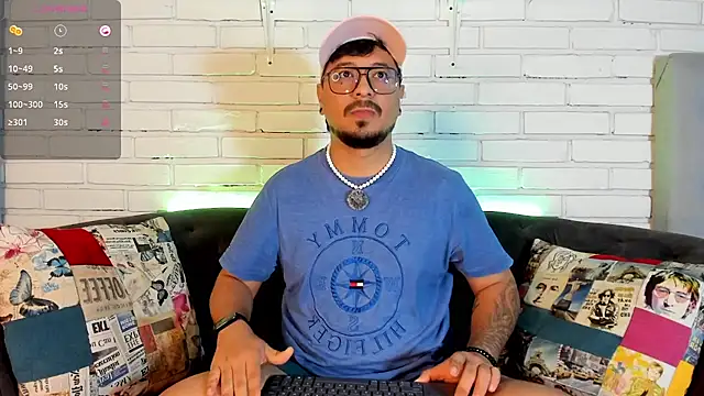 Snapshot of DaviidEvans_ chatting on November 30, 2025, 12:39 pm DaviidEvans online show from November 30, 2025, 12:39 pm