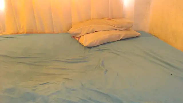 XXEBONYTEAZERXX online show from March 1, 2026, 5:51 am