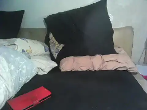 Alma Evelynne online show from September 24, 2025, 11:54 pm