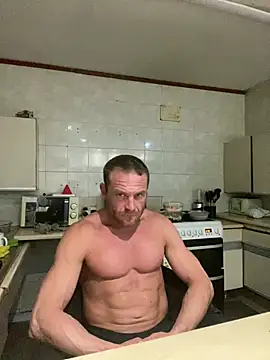 Snapshot of FuelX@xh chatting on July 31, 2026, 8:39 pm FuelXxh online show from July 31, 2026, 8:39 pm