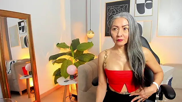Snapshot of _Nicoletteshea_ chatting on May 16, 2026, 8:52 pm Nicoletteshea online show from May 16, 2026, 8:52 pm