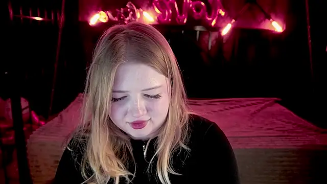 Tinker Belll online show from February 16, 2026, 8:18 pm