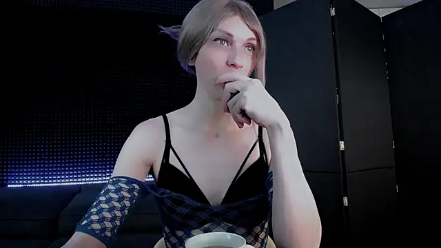 Snapshot of Hardy_Green chatting on November 7, 2025, 4:17 am Hardy Green online show from November 7, 2025, 4:17 am