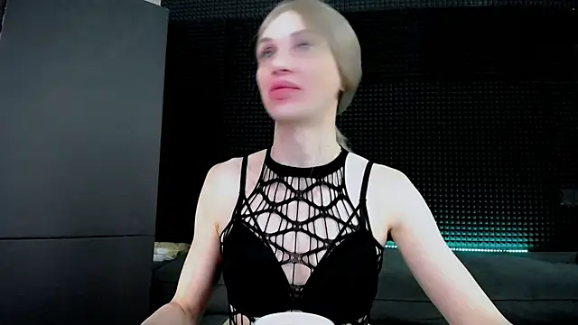 Snapshot of Hardy_Green chatting on September 10, 2025, 3:38 am Hardy Green online show from September 10, 2025, 3:38 am