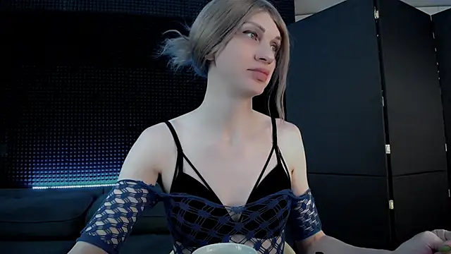 Snapshot of Hardy_Green chatting on November 3, 2025, 3:34 am Hardy Green online show from November 3, 2025, 3:34 am