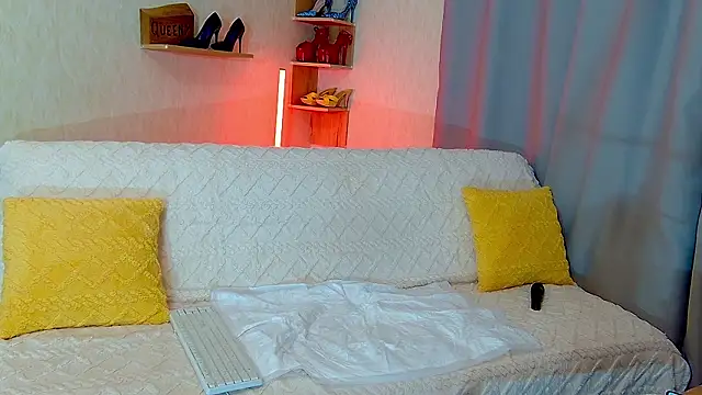 KimPolloc online show from March 13, 2026, 7:52 pm