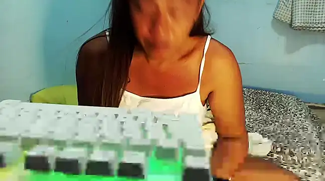 Snapshot of ASIANMISTRESSSS chatting on March 15, 2025, 3:06 pm ASIANMISTRESSSS online show from March 15, 2025, 3:06 pm