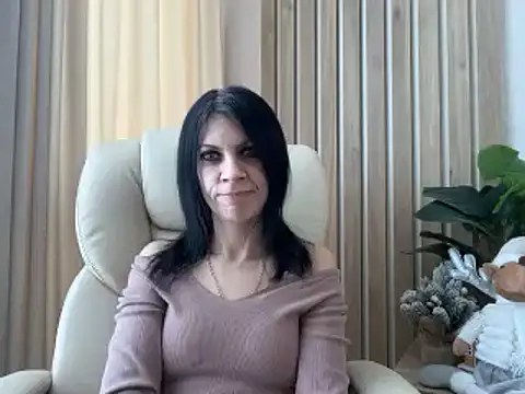 Snapshot of InjaAtHome chatting on February 1, 2026, 10:46 am InjaAtHome online show from February 1, 2026, 10:46 am