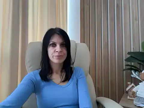 Snapshot of InjaAtHome chatting on January 19, 2026, 9:13 am InjaAtHome online show from January 19, 2026, 9:13 am