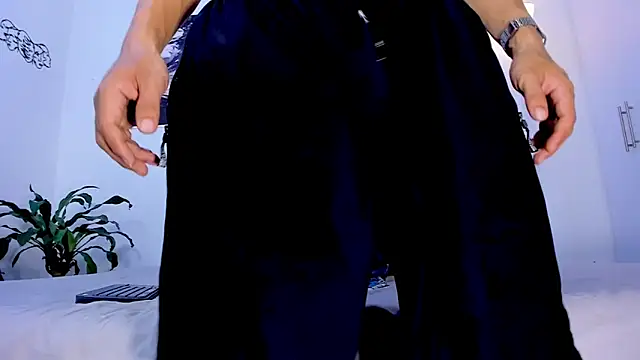 Snapshot of Eiden_allenx chatting on November 20, 2025, 2:40 pm Eiden allenx online show from November 20, 2025, 2:40 pm