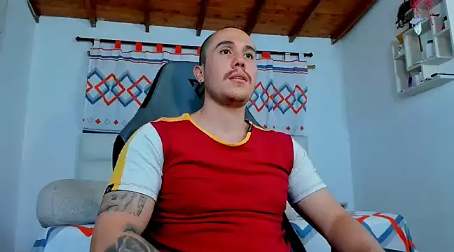 juan  jimenez online show from March 9, 2025, 4:16 am