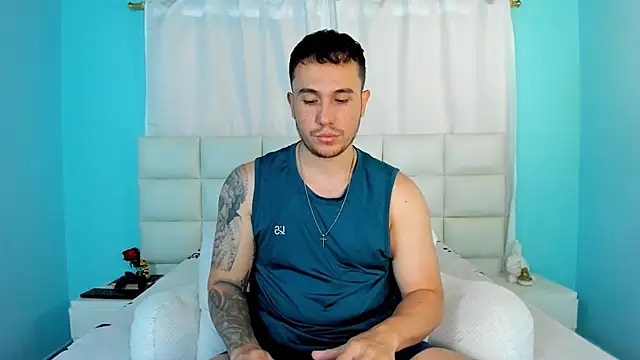 juan  jimenez online show from September 12, 2025, 7:13 pm