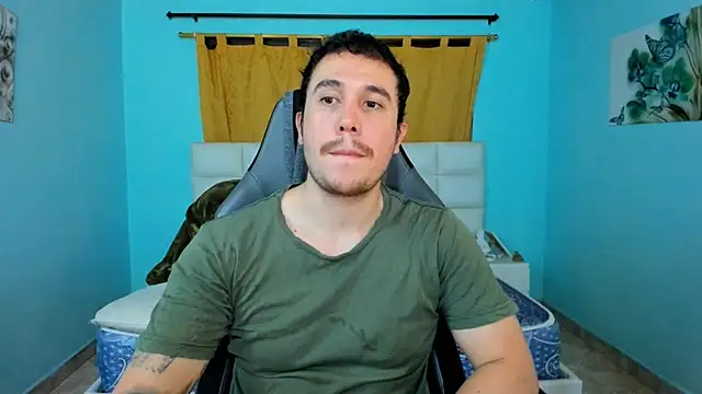 Snapshot of juan__jimenez chatting on May 1, 2026, 12:15 am juan jimenez online show from May 1, 2026, 12:15 am