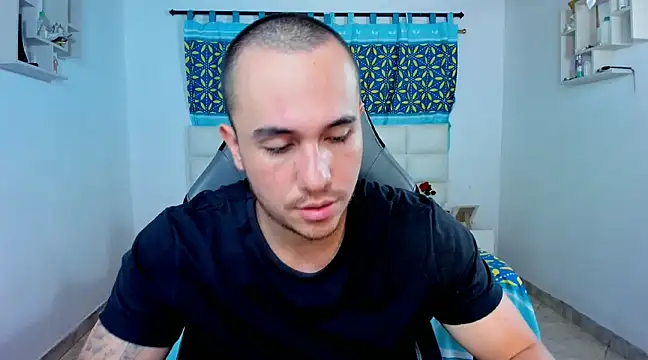 juan  jimenez online show from February 15, 2025, 11:36 pm