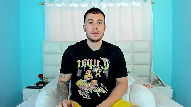 juan  jimenez online show from September 23, 2025, 8:05 pm